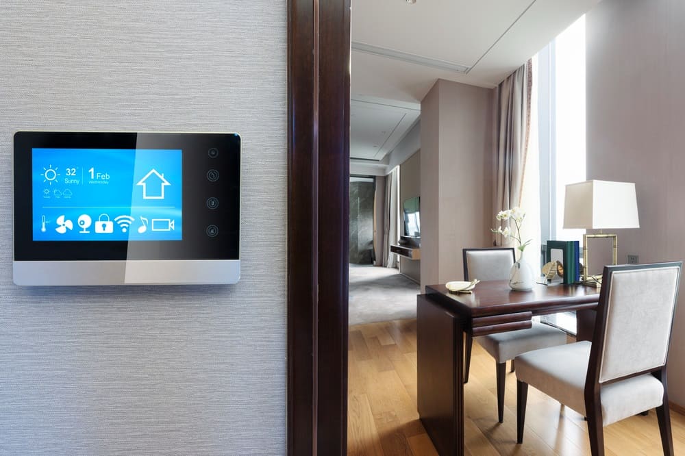 Smart home control tablet 